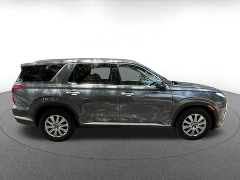 Used 2024 Hyundai Palisade SEL FWD image 8