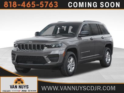Used 2025 Jeep Grand Cherokee Limited w/ Black Appearance Package