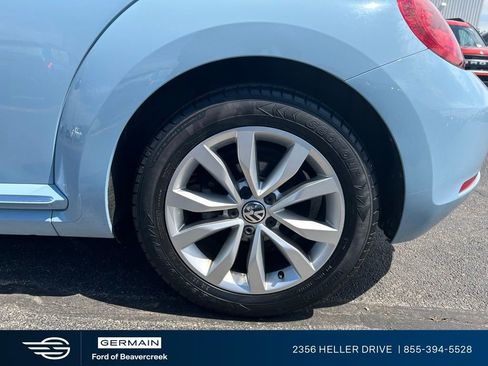 Used 2013 Volkswagen Beetle TDI FWD image 12