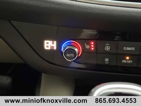 Used 2019 Buick Enclave Essence image 21