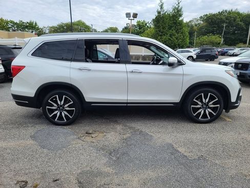 Used 2022 Honda Pilot Touring image 5