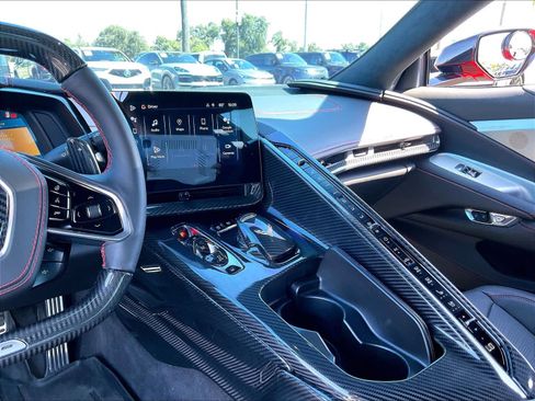 Used 2024 Chevrolet Corvette Z06 w/ Z07 Performance Package RWD image 9