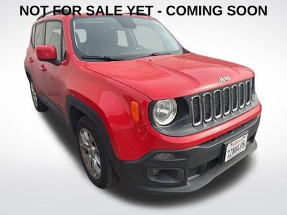 Used 2017 Jeep Renegade Latitude w/ Popular Equipment Group