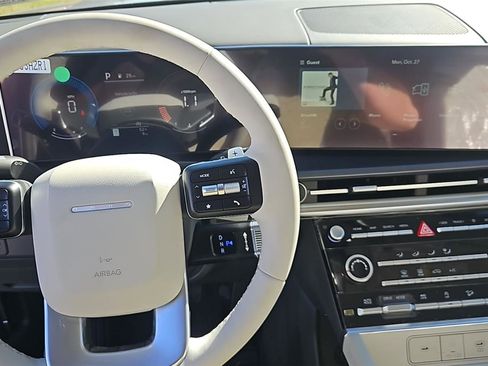 New 2026 Hyundai Santa Fe SE image 10