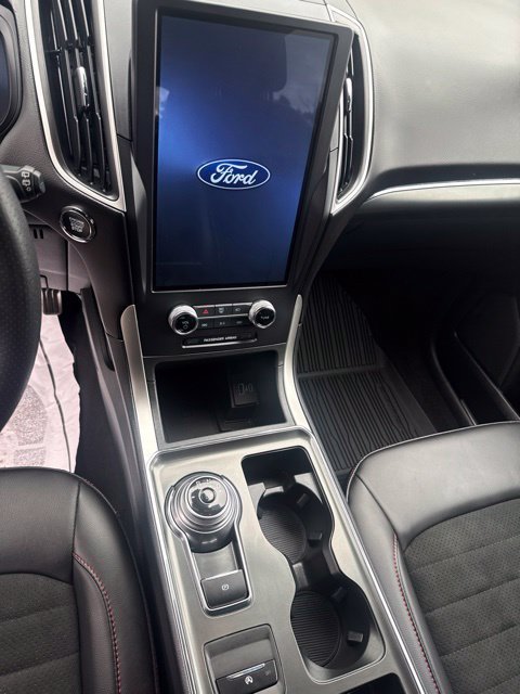 Used 2025 Ford Escape ST-Line AWD/4WD image 9
