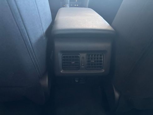 Used 2025 Toyota Camry LE image 29