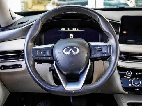 Used 2023 INFINITI QX60 Luxe w/ Vision Package image 16