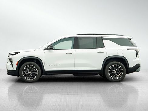 New 2026 Chevrolet Traverse LT w/ Sun and Wheel Package AWD/4WD image 4