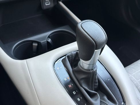 Certified 2025 Honda HR-V LX image 21