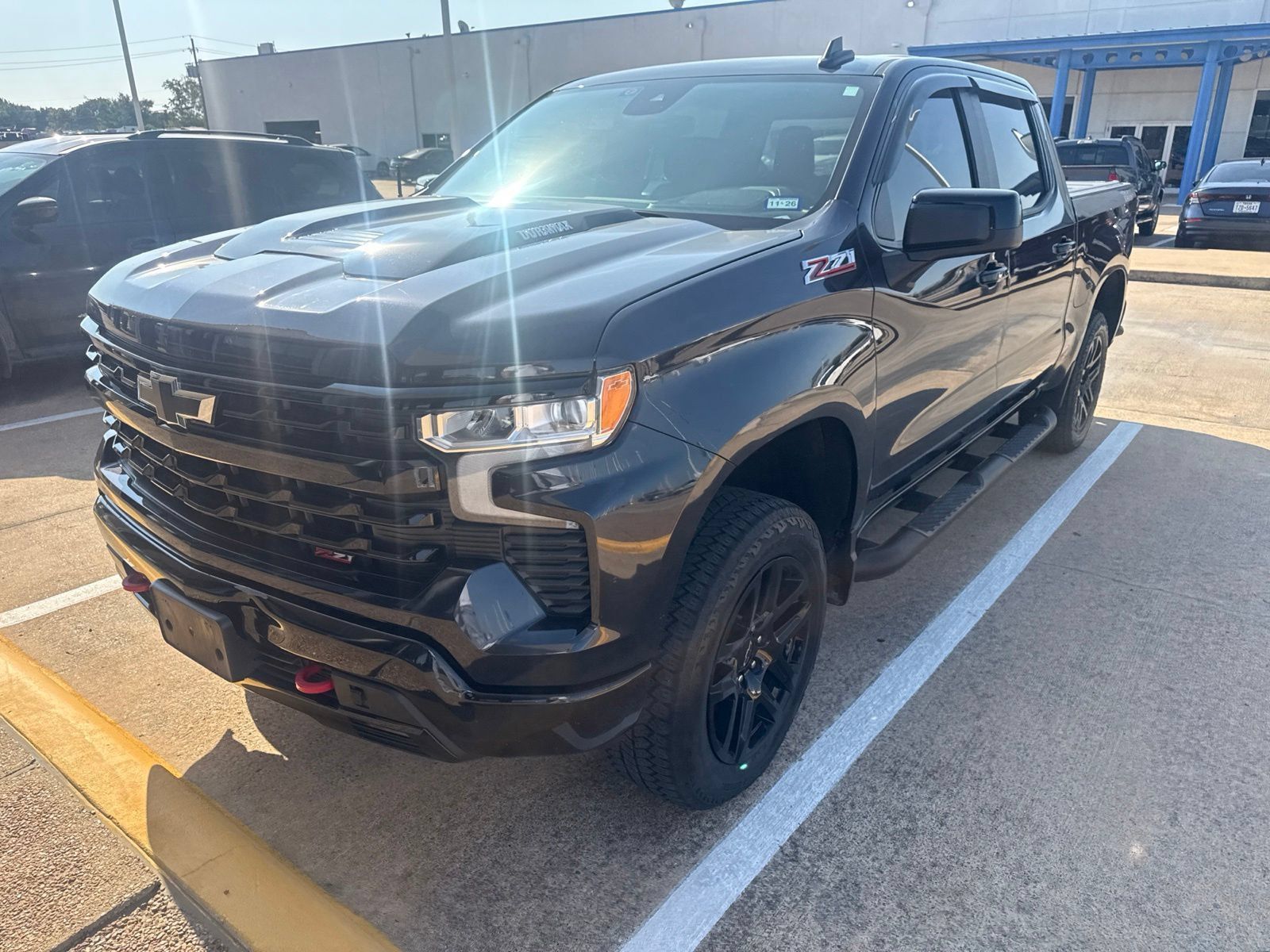 Used 2023 Chevrolet Silverado 1500 LT Trail Boss w/ Protection Package AWD/4WD image 3