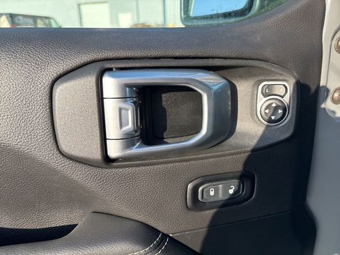 Used 2023 Jeep Wrangler Sahara w/ Cold Weather Group image 30