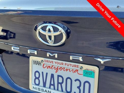 Used 2021 Toyota Camry LE FWD image 28