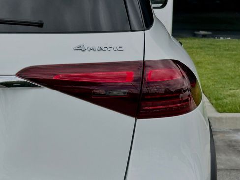 Used 2024 Mercedes-Benz GLE 350 4MATIC image 14