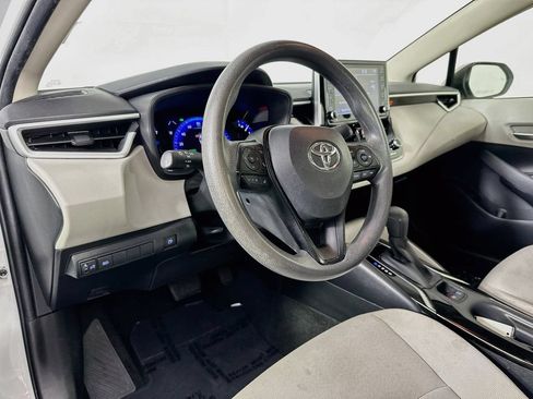 Used 2021 Toyota Corolla LE w/ Carpet Mat Package (TMS) FWD image 10