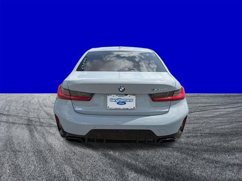 Used 2025 BMW M340i w/ Premium Package image 5