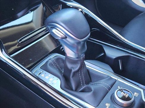 Used 2023 Kia Sorento SX image 14