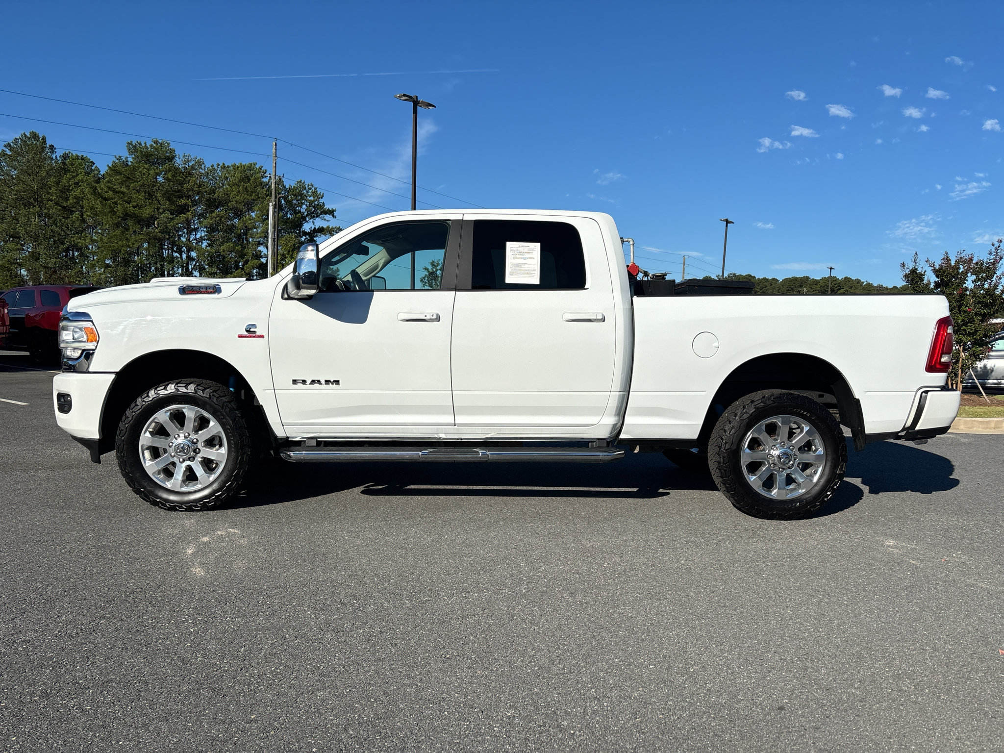Used 2023 RAM 2500 Laramie AWD/4WD image 3