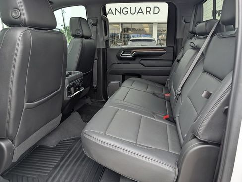 Used 2024 GMC Sierra 2500 Denali w/ Denali Reserve Package AWD/4WD image 29