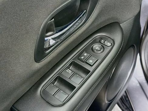 Used 2022 Honda HR-V Sport image 23