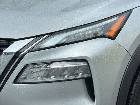 Certified 2023 Nissan Rogue SV w/ SV Premium Package AWD/4WD image 4