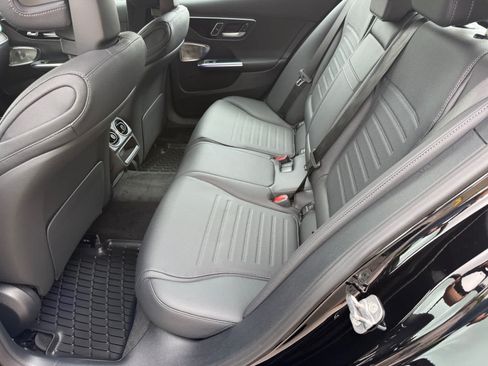Used 2026 Mercedes-Benz C 300 4MATIC Sedan image 9
