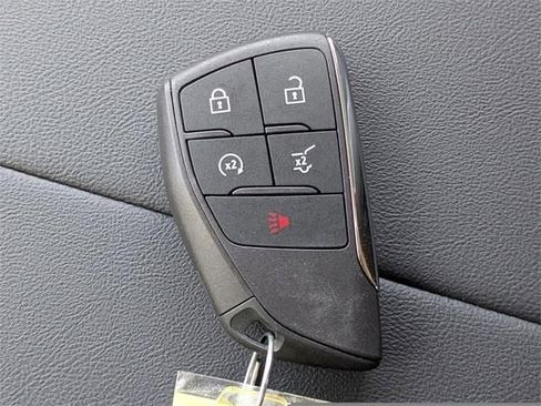 New 2026 GMC Terrain Denali w/ LPO, Floor Liner Package image 35