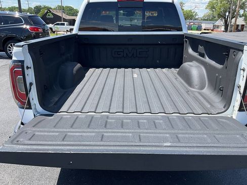 Used 2017 GMC Sierra 1500 SLT AWD/4WD image 21