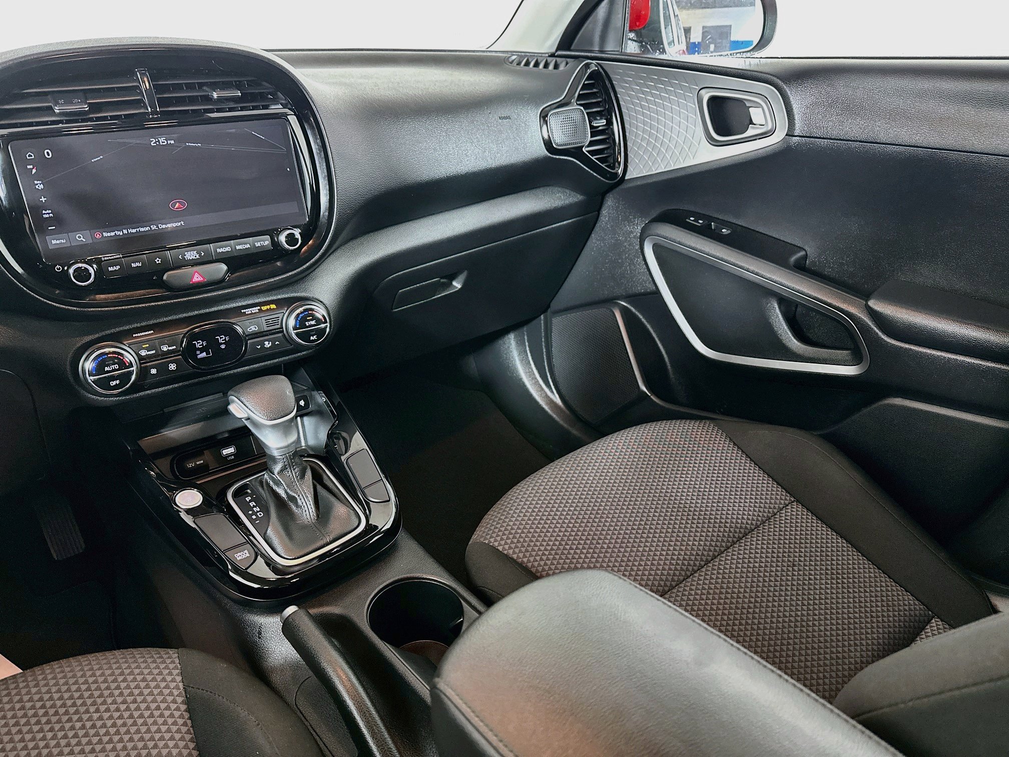Used 2025 Kia Soul S FWD image 22