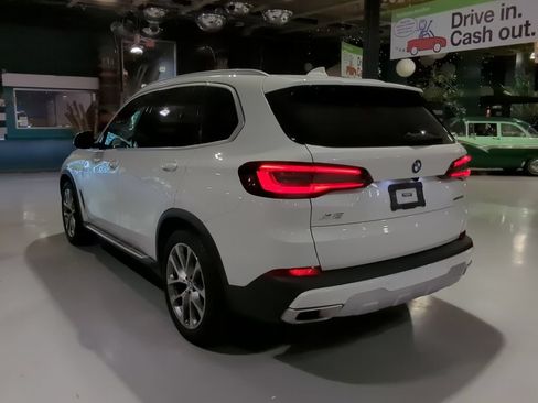 Certified 2023 BMW X5 xDrive40i w/ Premium Package AWD/4WD image 10