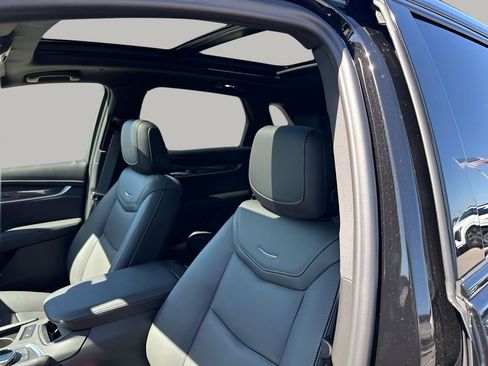 New 2026 Cadillac XT5 Sportv w/ LPO, Onyx Lite Package image 28