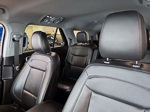 Used 2023 Ford Explorer XLT w/ Equipment Group 202A image 24