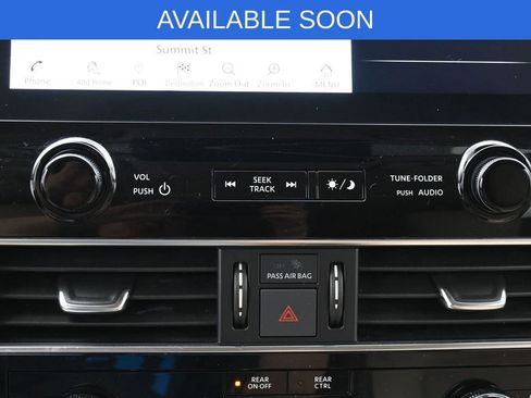 Used 2021 Nissan Armada SL w/ Captain's Chairs Package AWD/4WD image 25