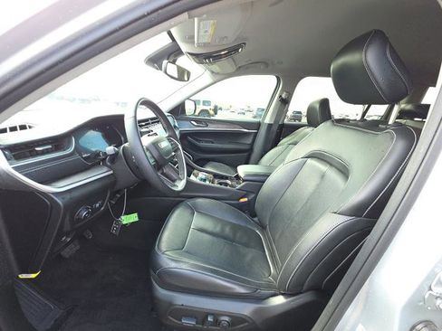 Used 2022 Jeep Grand Cherokee L Limited image 7