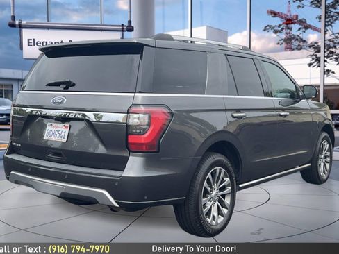 Used 2018 Ford Expedition Limited w/ Equipment Group 301A AWD/4WD image 5