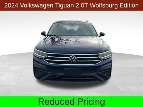 Used 2024 Volkswagen Tiguan Wolfsburg Edition AWD/4WD image 2
