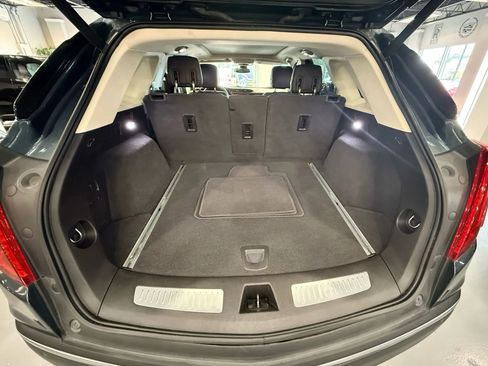 Used 2019 Cadillac XT5 Premium Luxury image 40