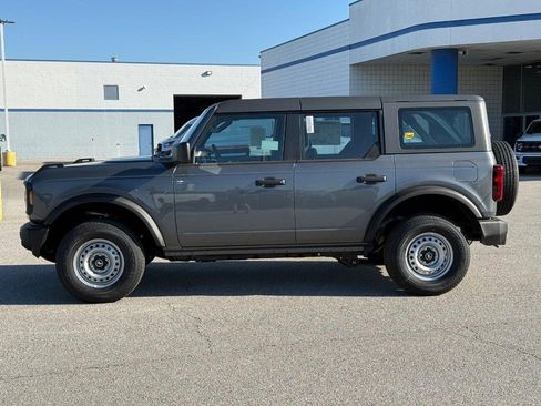New 2026 Ford Bronco 4-Door AWD/4WD image 2