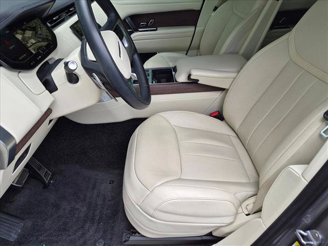 Used 2023 Land Rover Range Rover SE AWD/4WD image 17