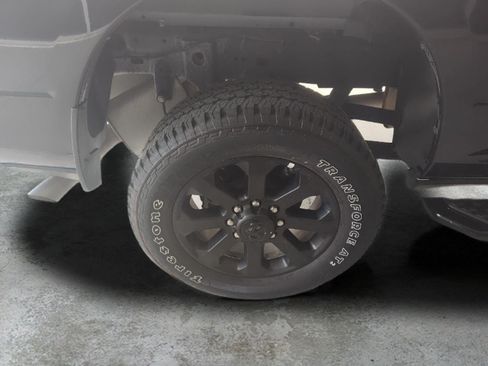 Used 2025 RAM 2500 Big Horn AWD/4WD image 23