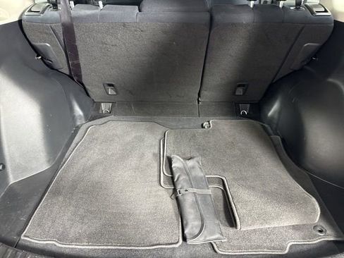 Used 2015 Honda CR-V LX image 32
