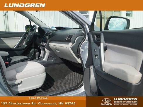 Used 2016 Subaru Forester 2.5i Premium AWD/4WD image 8