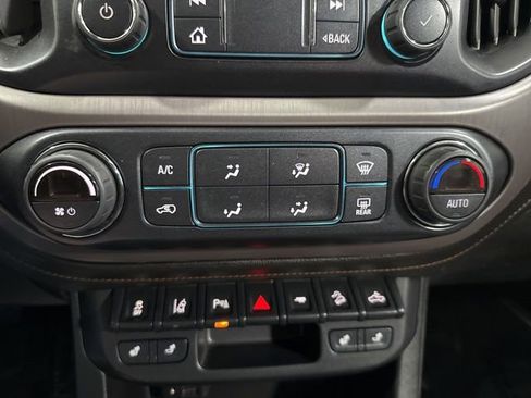 Used 2022 GMC Canyon AT4 w/ Driver Alert Package AWD/4WD image 21