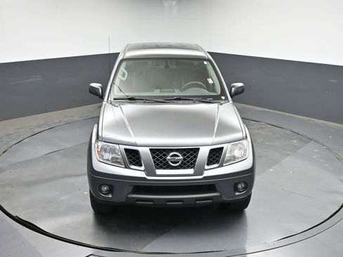 Used 2019 Nissan Frontier Desert Runner image 25