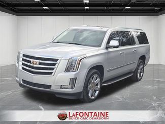 Used 2017 Cadillac Escalade ESV Luxury AWD/4WD video 1