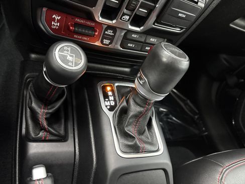 Certified 2020 Jeep Gladiator Rubicon image 31