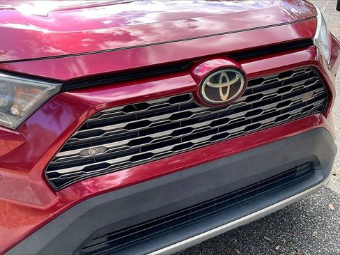 Used 2021 Toyota RAV4 Limited image 30