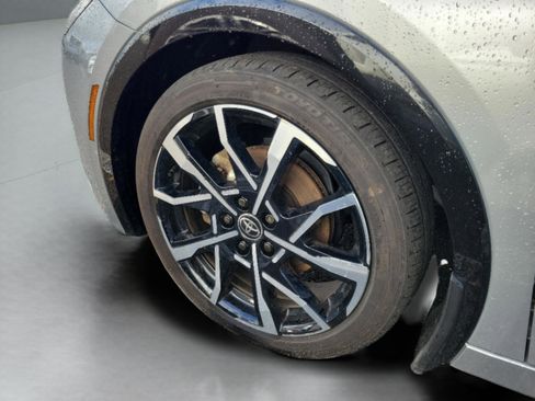 Used 2023 Toyota Prius Prime Premium image 28