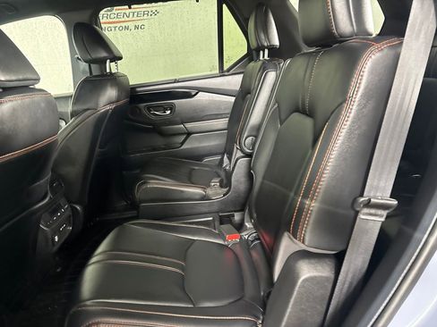 Used 2024 Honda Pilot TrailSport image 20