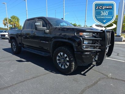 Used 2021 Chevrolet Silverado 2500 Custom w/ Custom Value Package