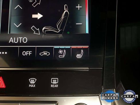 Used 2022 Audi e-tron Premium Plus w/ Premium Plus Package image 57
